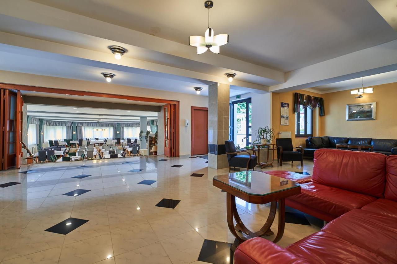 Hotel Korona 3*