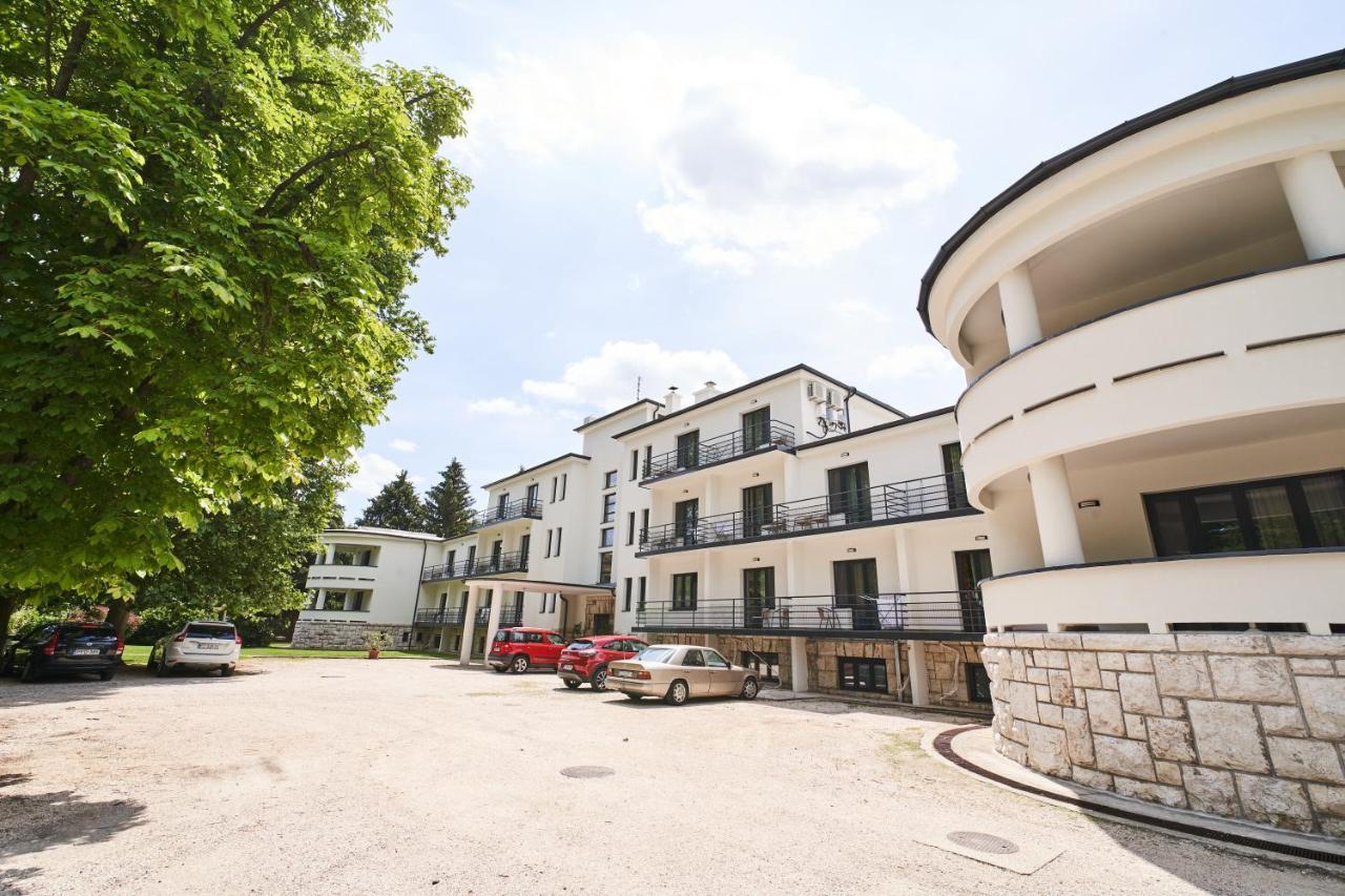 Korona Hotel