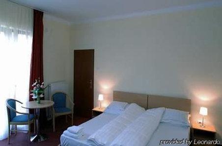 Korona 3*